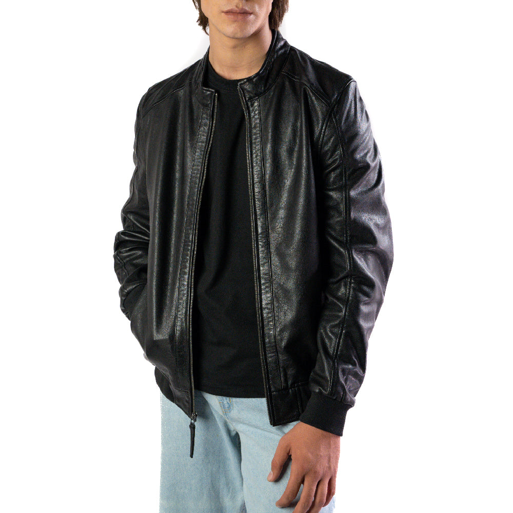 Leonardo (Black)